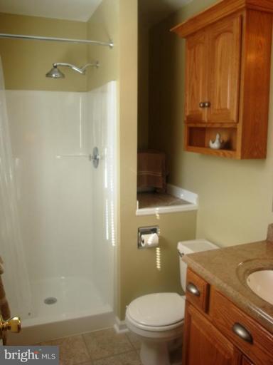 218 Farm Road Aberdeen, MD 21001 - Photo 10 of 18 Master Bath