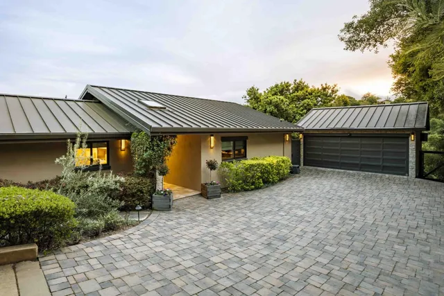 $6,988,000 | 40 Tagus Court, Portola Valley, CA 94028