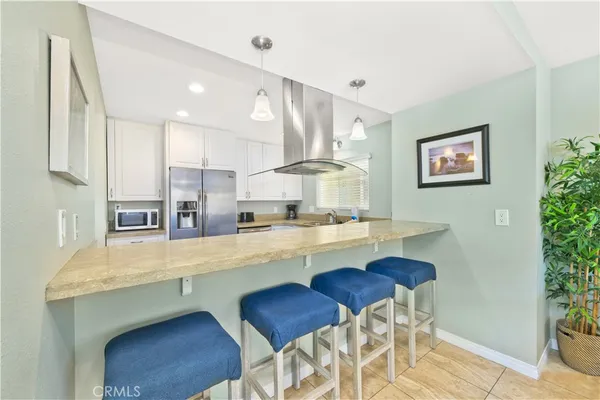 $6,000 | 119 46th Street, Newport Beach, CA 92663