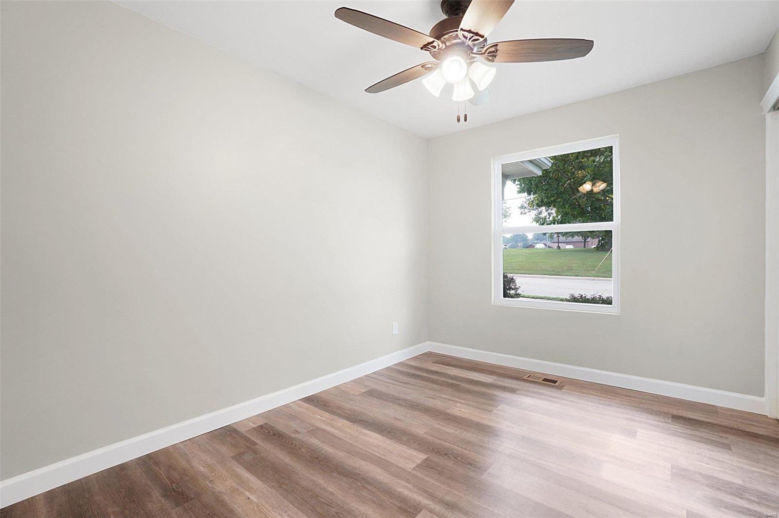 4121 McClay Road St. Charles, MO 63304 - Photo 11 of 21