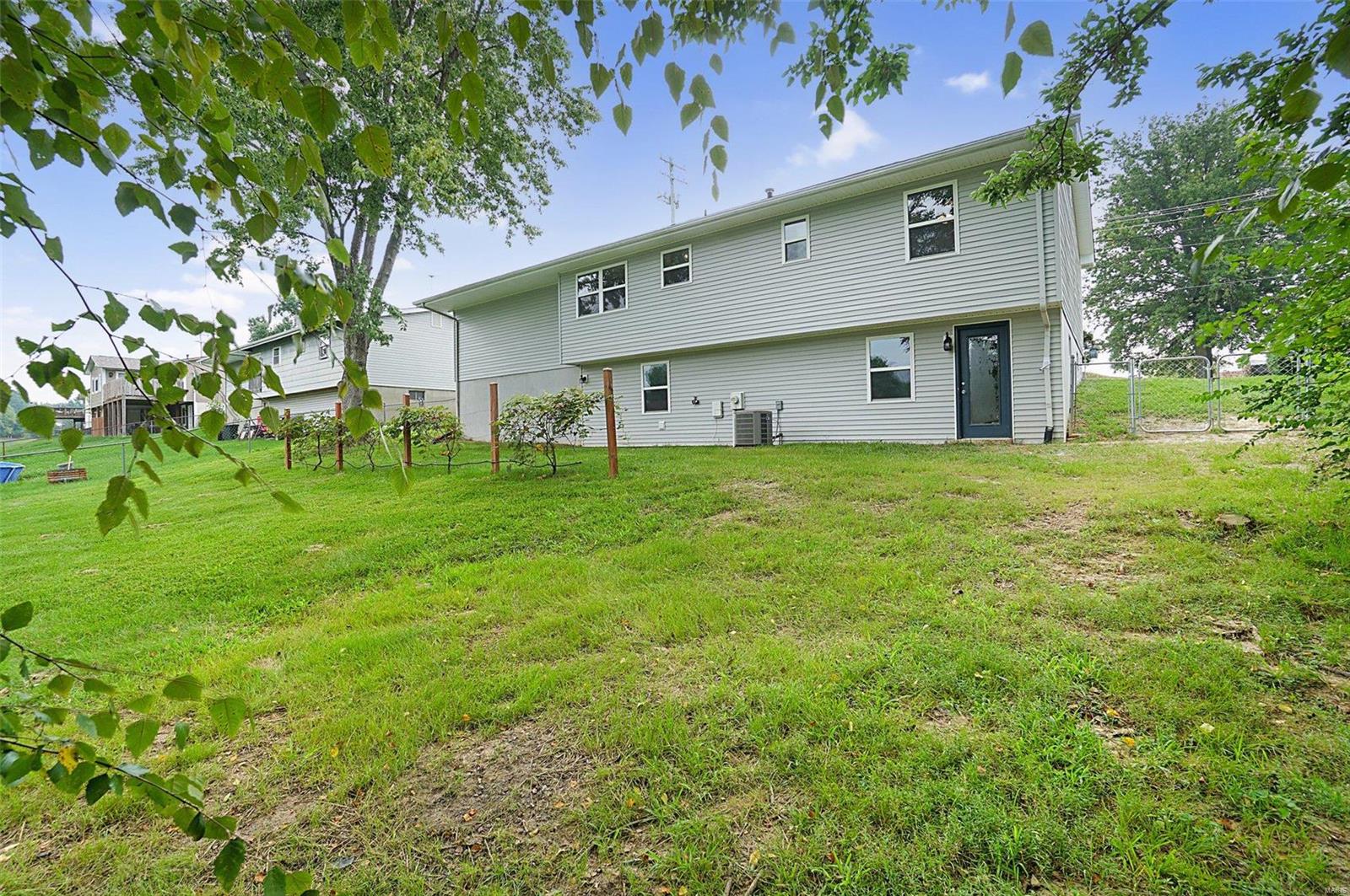 4121 McClay Road St. Charles, MO 63304 - Photo 19 of 21