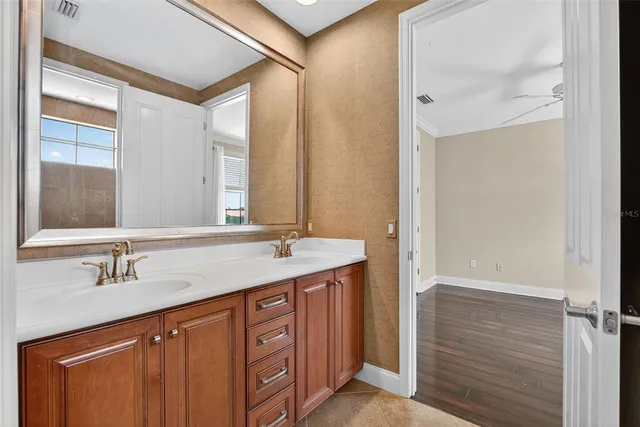 a view of a golf course