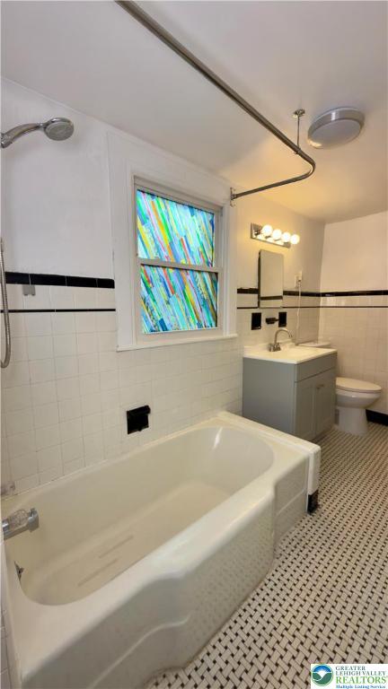 1236 Main Street, Unit 2 Hellertown, PA 18055 - Photo 25 of 29 a bathroom with a bathtub and a shower