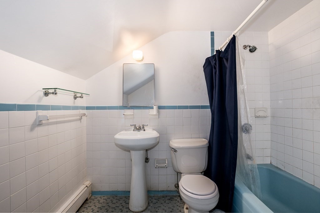 688 Common Street Walpole, MA 02081 - Photo 11 of 32 Gallery Image 11