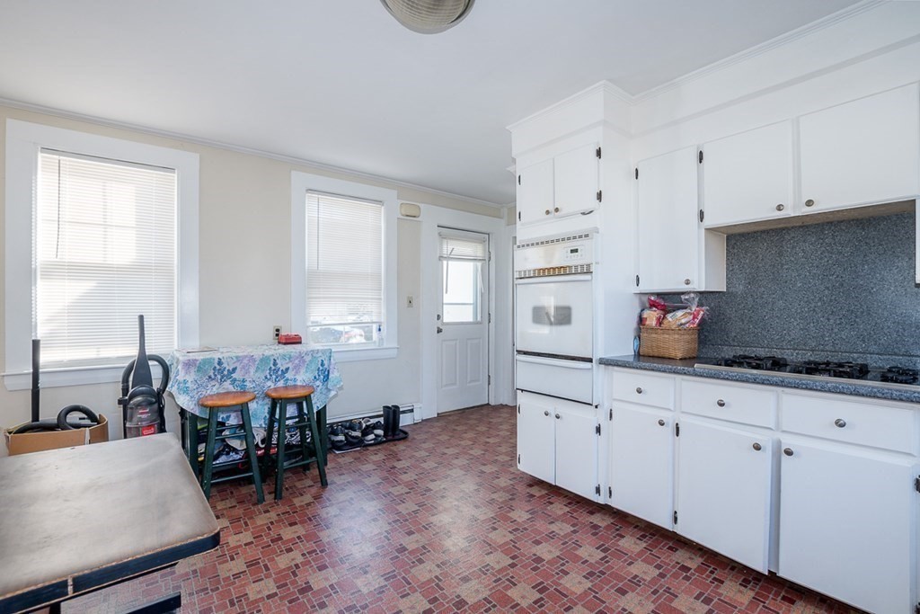 688 Common Street Walpole, MA 02081 - Photo 18 of 32 Gallery Image 18