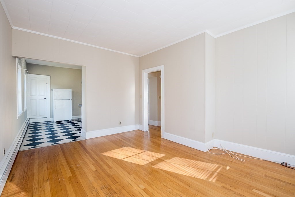 688 Common Street Walpole, MA 02081 - Photo 7 of 32 Gallery Image 7