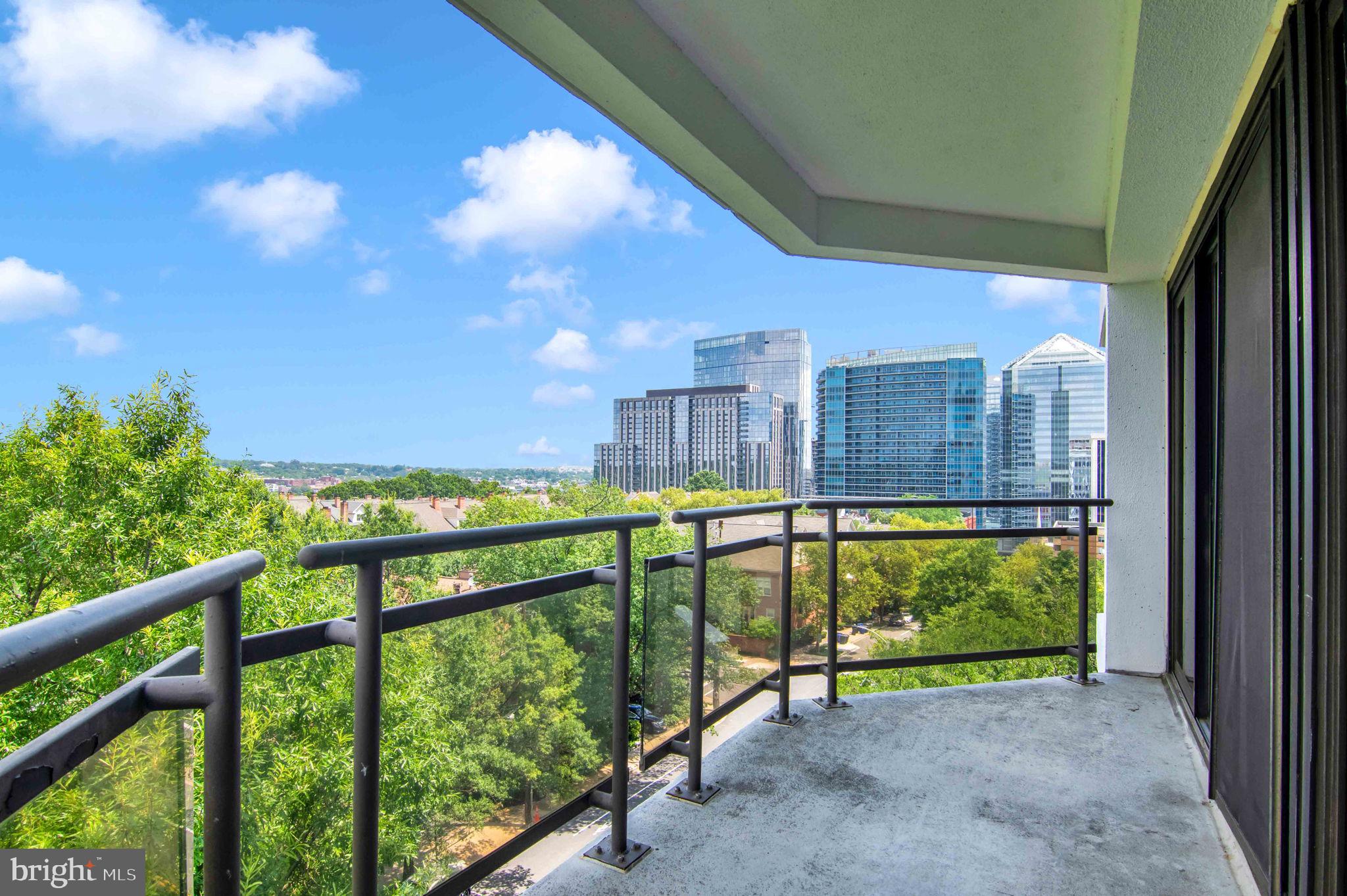 1530 Key Boulevard, Unit 715 Arlington, VA 22209 - Photo 21 of 41 a view of a city from a balcony