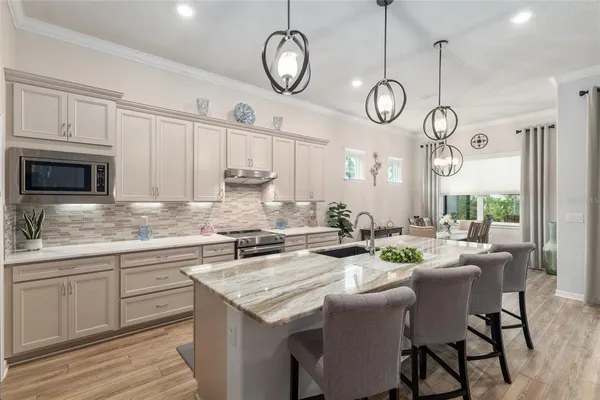 $423,500 | 5662 Southwest 94th Avenue, Ocala, FL 34481