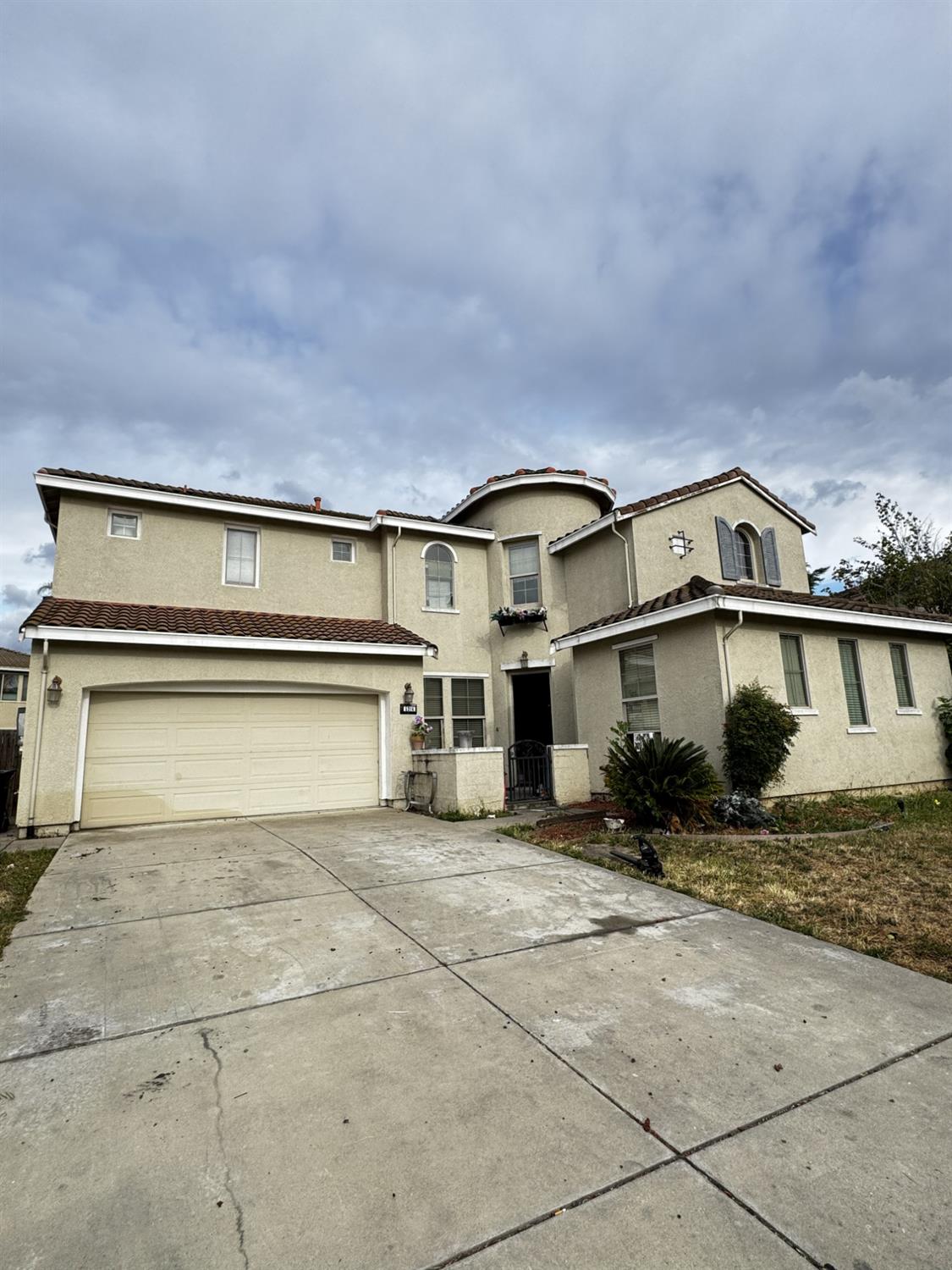 5314 Iris Spring Way Elk Grove, CA 95757 - Photo 2 of 3