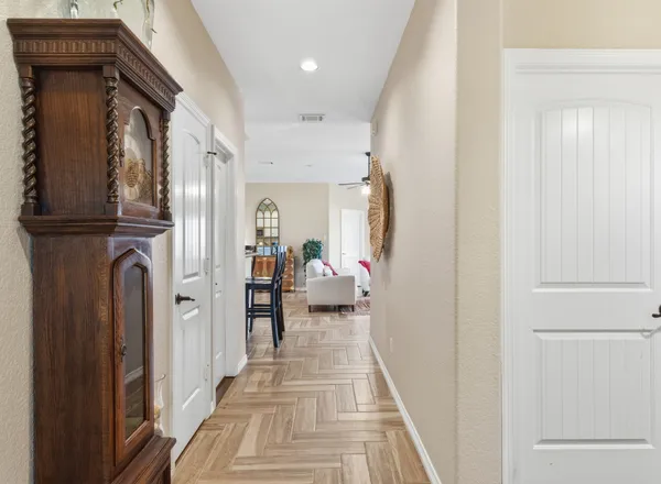 $1,975 | 102 Golfview Court, Montgomery, TX 77356