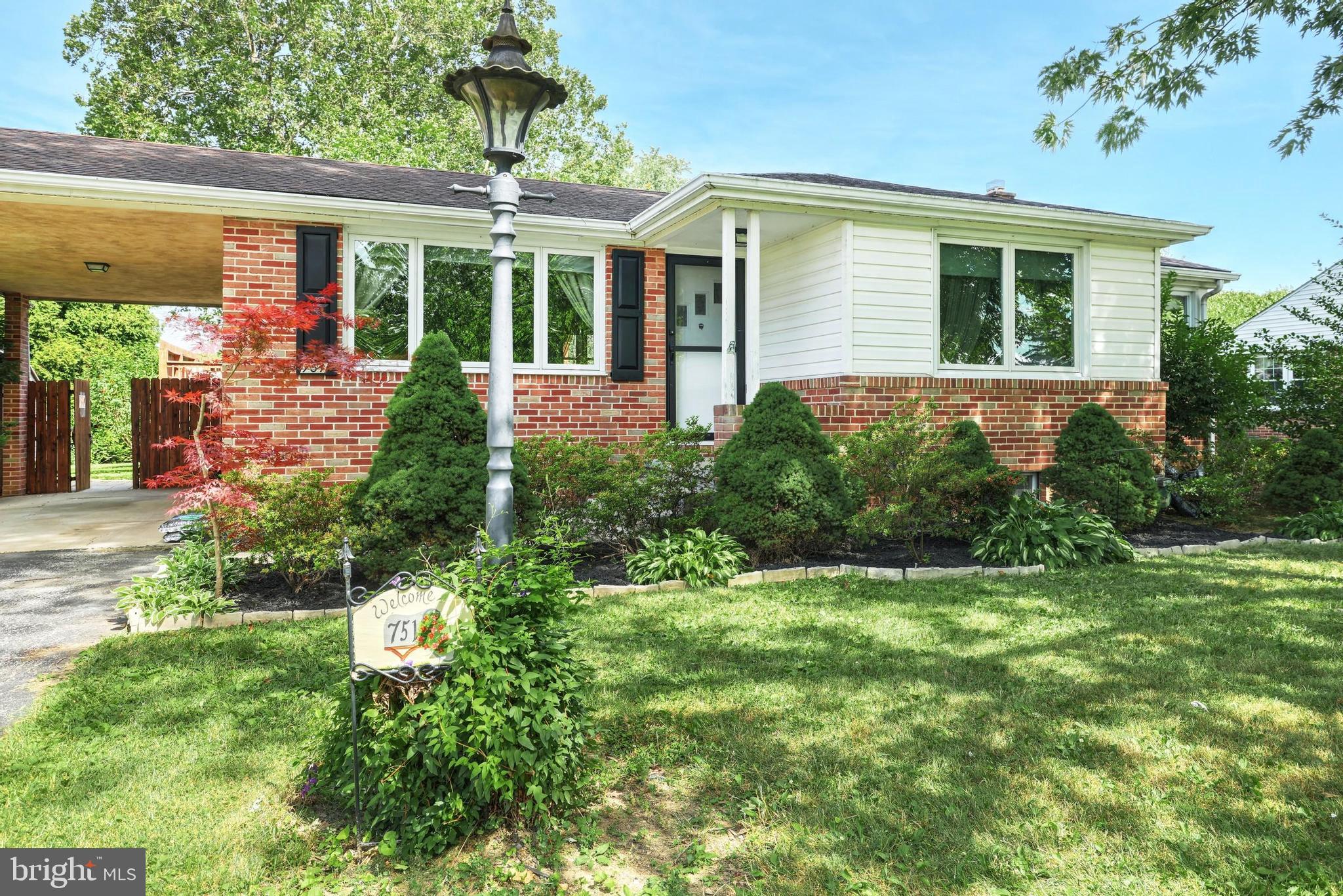 751 Haines Road York, PA 17402 - Photo 3 of 31 Sweet Brick Rancher