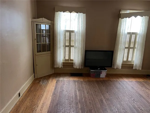 $155,000 | 221 Park Avenue, Oneida, NY 13421