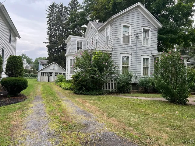 $155,000 | 221 Park Avenue, Oneida, NY 13421