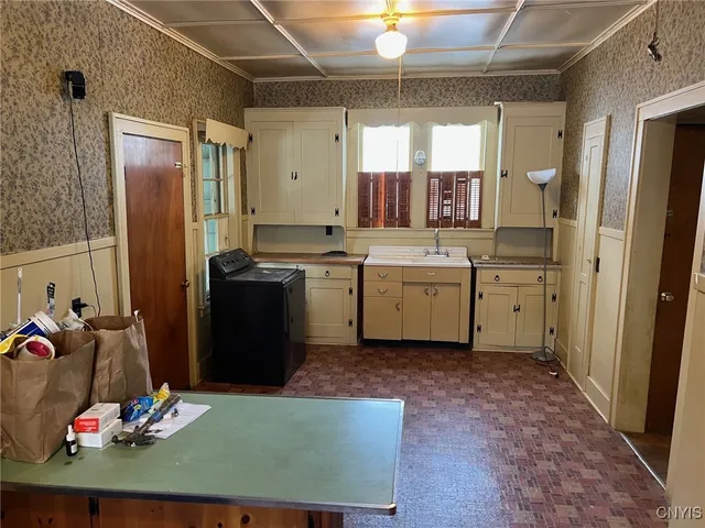 $155,000 | 221 Park Avenue, Oneida, NY 13421