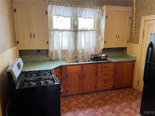 $155,000 | 221 Park Avenue, Oneida, NY 13421