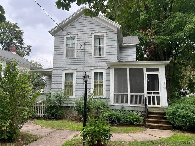 $155,000 | 221 Park Avenue, Oneida, NY 13421