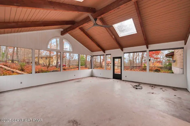 $364,900 | 319 Whispering Hills Drive, East Stroudsburg, PA 18301