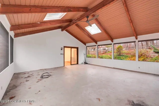 $364,900 | 319 Whispering Hills Drive, East Stroudsburg, PA 18301