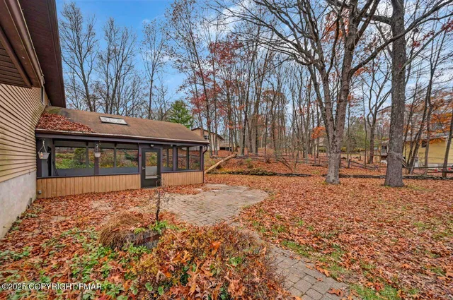 $364,900 | 319 Whispering Hills Drive, East Stroudsburg, PA 18301