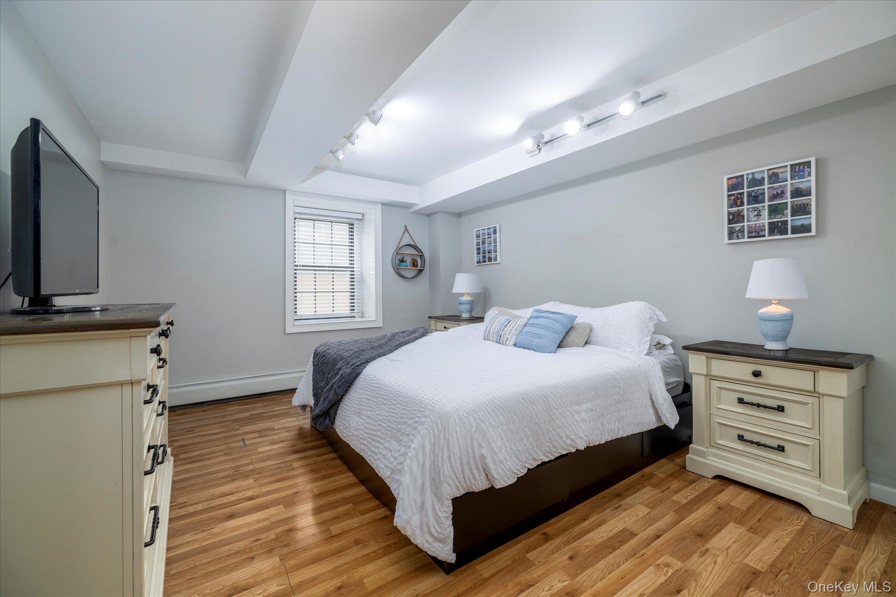 310 Riverside Boulevard, Unit G2 Long Beach, NY 11561 - Photo 11 of 17 Large Bedroom