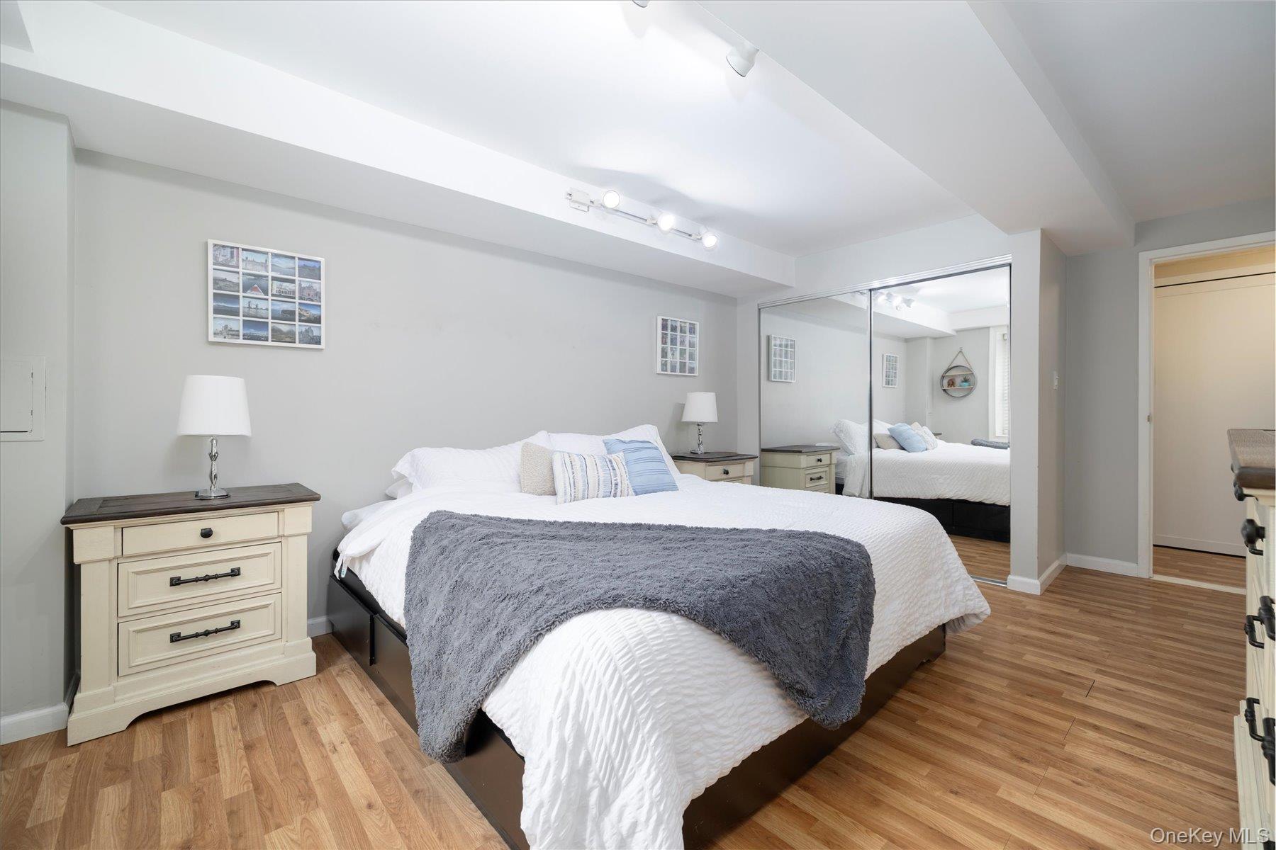 310 Riverside Boulevard, Unit G2 Long Beach, NY 11561 - Photo 12 of 17