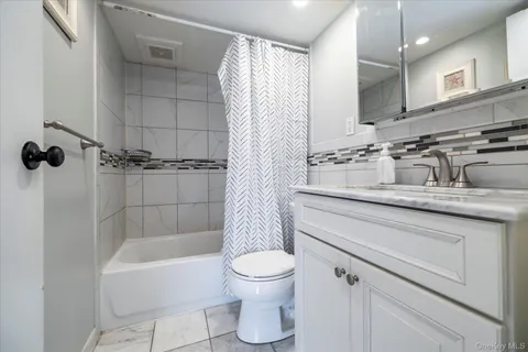 $399,000 | 310 Riverside Boulevard, Unit G2, Long Beach, NY 11561