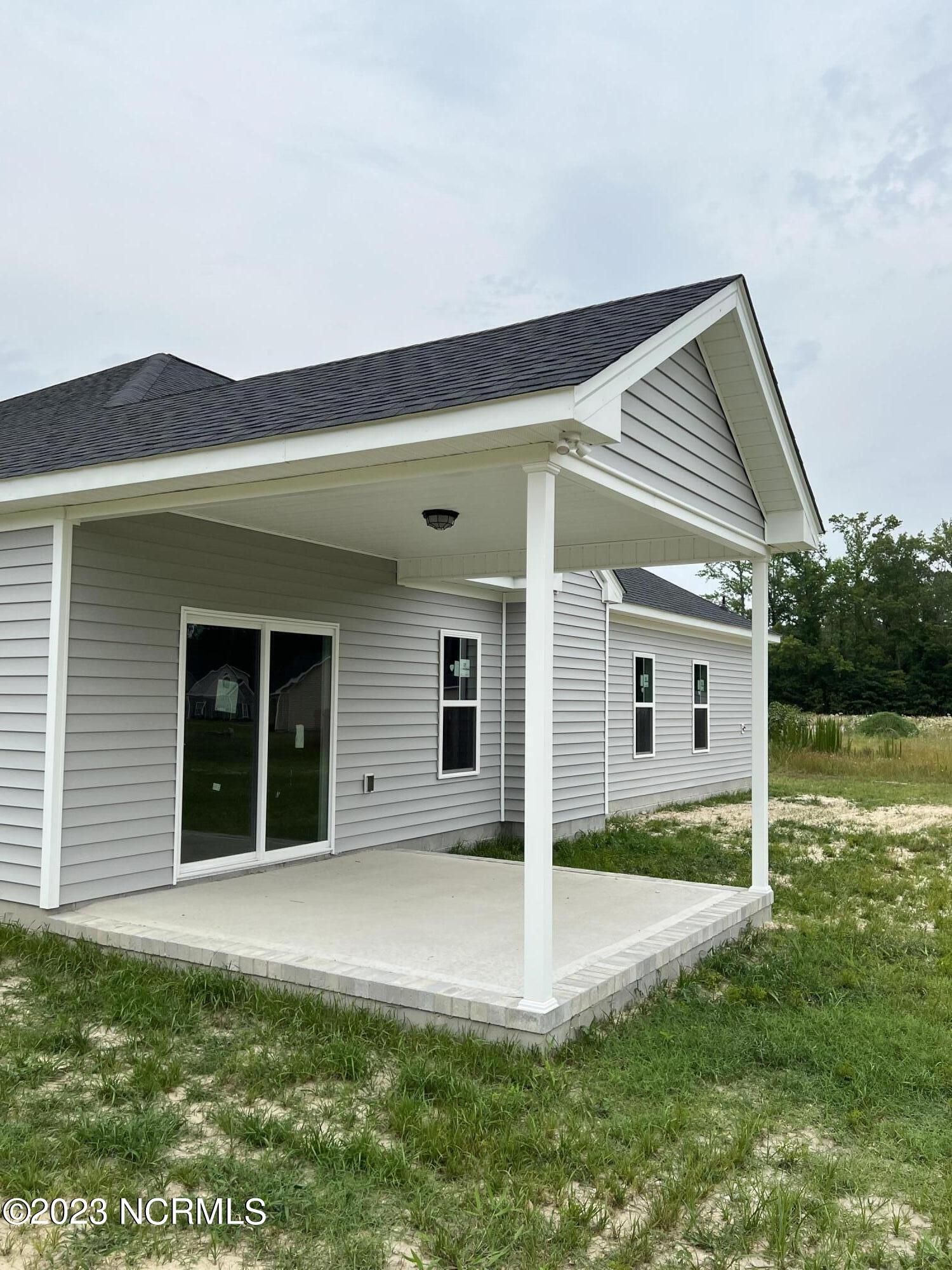 355 Perkins Road Goldsboro, NC 27530 - Photo 3 of 4 IMG_3496