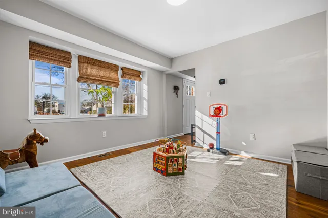 $820,000 | 4103 Meadow Hill Lane, Fairfax, VA 22033