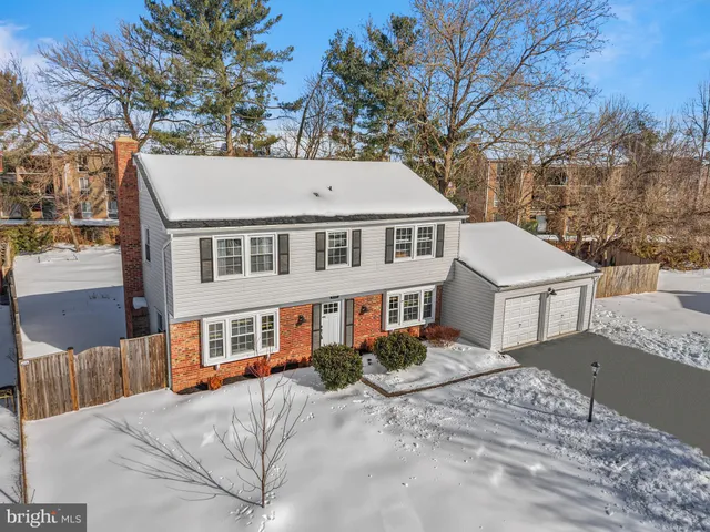 $820,000 | 4103 Meadow Hill Lane, Fairfax, VA 22033