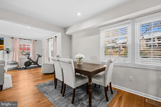 $820,000 | 4103 Meadow Hill Lane, Fairfax, VA 22033