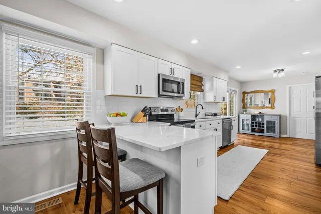 $820,000 | 4103 Meadow Hill Lane, Fairfax, VA 22033