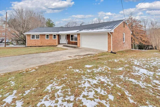 $475,000 | 5257 Luwana Drive, Roanoke, VA 24018