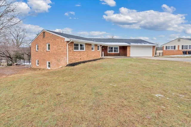 $475,000 | 5257 Luwana Drive, Roanoke, VA 24018