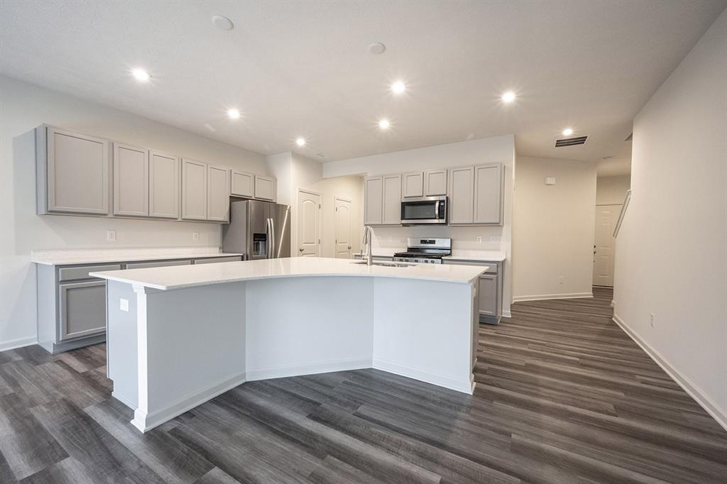 13492 Dewpoint Lane Fishers, IN 46037 - Photo 12 of 52