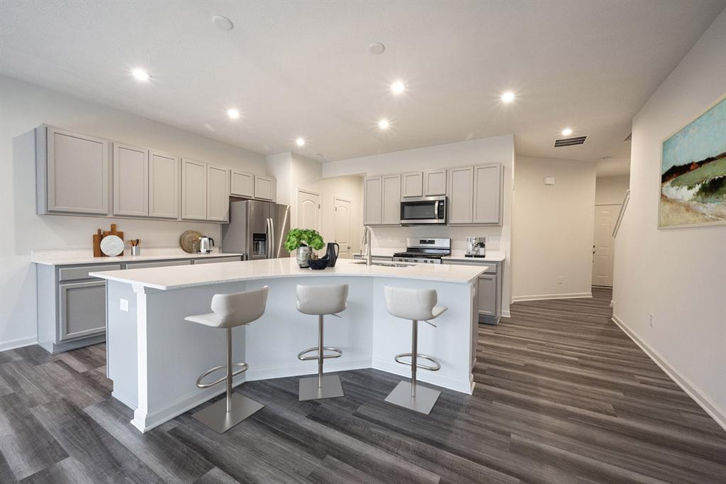 13492 Dewpoint Lane Fishers, IN 46037 - Photo 3 of 52