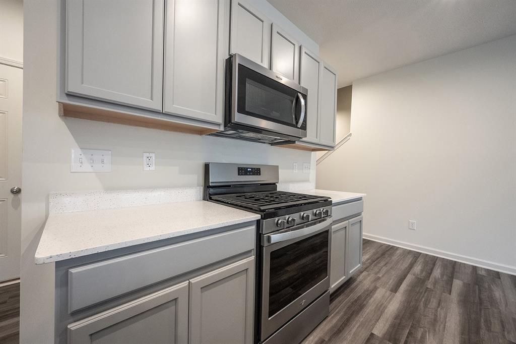 13492 Dewpoint Lane Fishers, IN 46037 - Photo 10 of 52