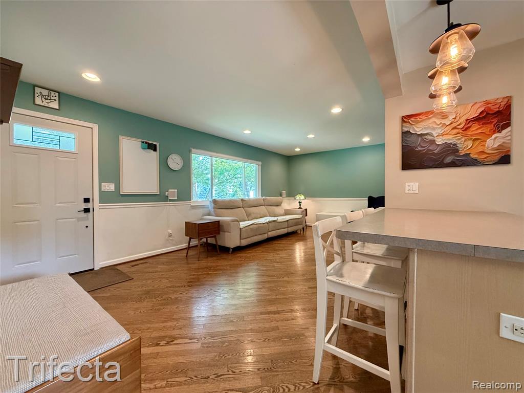 47555 Dequindre Road Rochester Hills, MI 48307 - Photo 5 of 29