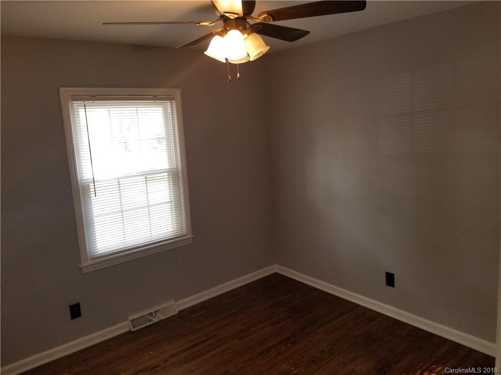 2401 Milton Road Charlotte, NC 28215 - Photo 14 of 20 Gallery Image 14