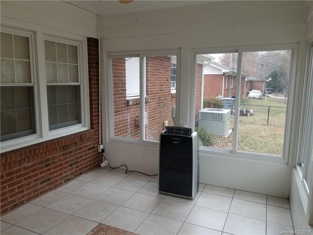2401 Milton Road Charlotte, NC 28215 - Photo 17 of 20 Gallery Image 17