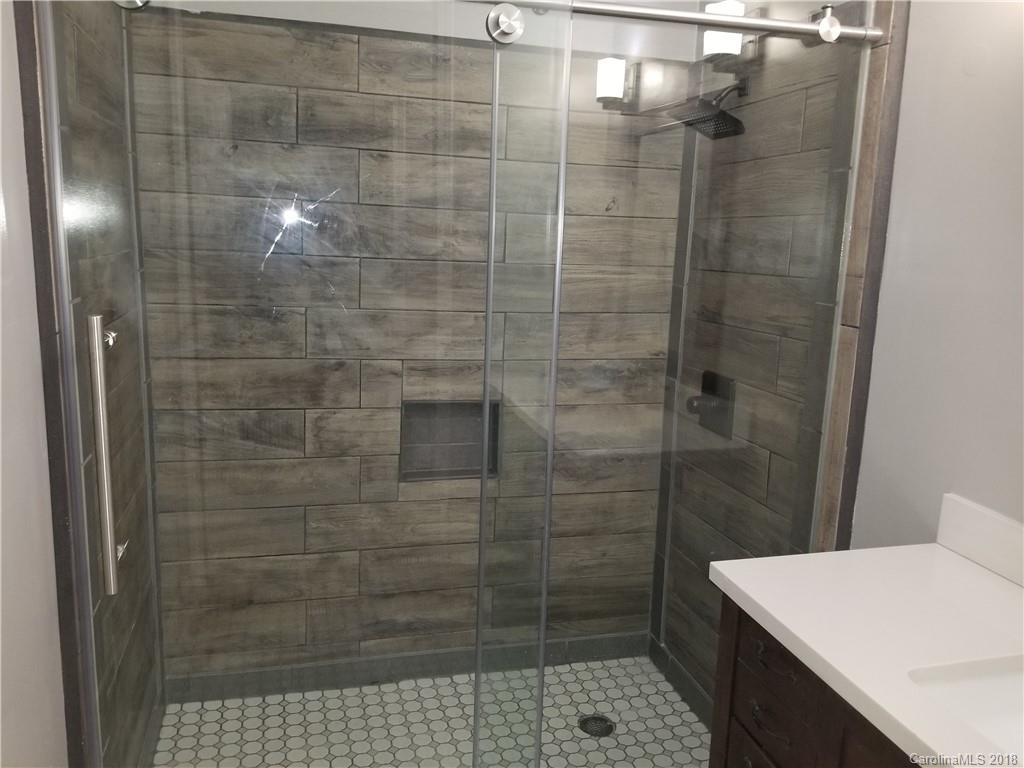 2401 Milton Road Charlotte, NC 28215 - Photo 5 of 20 Gallery Image 5