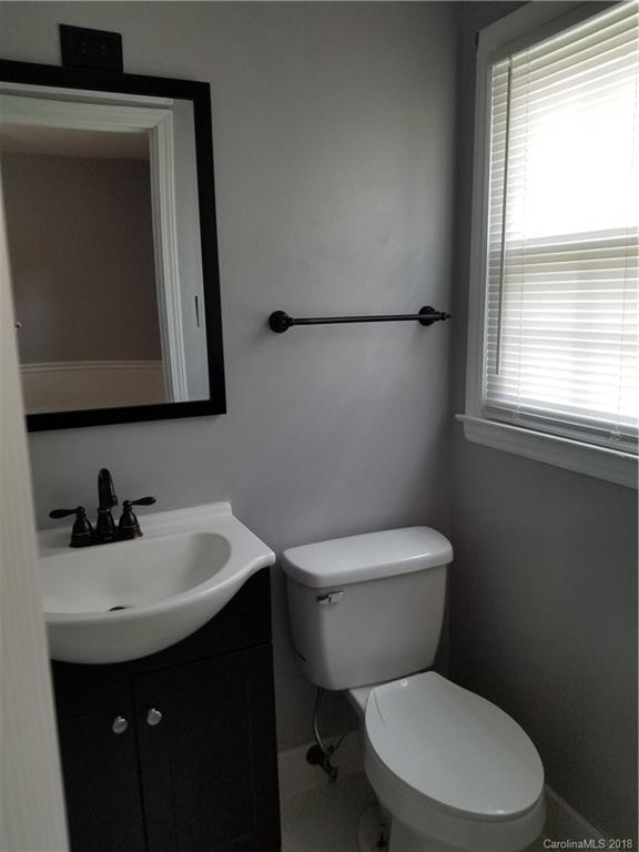 2401 Milton Road Charlotte, NC 28215 - Photo 9 of 20 Gallery Image 9
