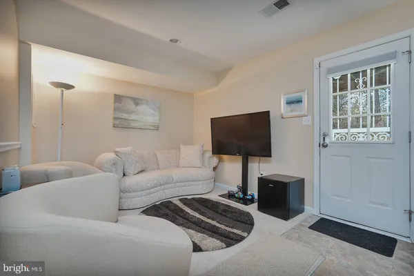 $375,000 | 11787 Sunningdale Place, Waldorf, MD 20602