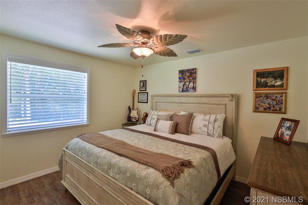 4272 Beacon Light Road Edgewater, FL 32141 - Photo 14 of 26 Gallery Image 14
