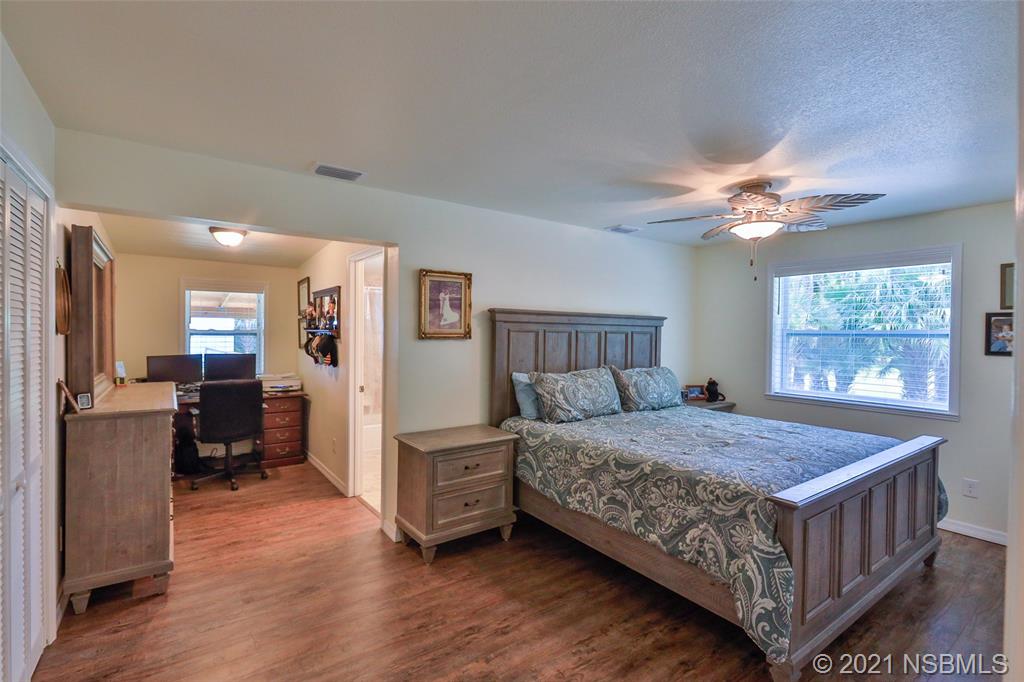 4272 Beacon Light Road Edgewater, FL 32141 - Photo 16 of 26 Gallery Image 16