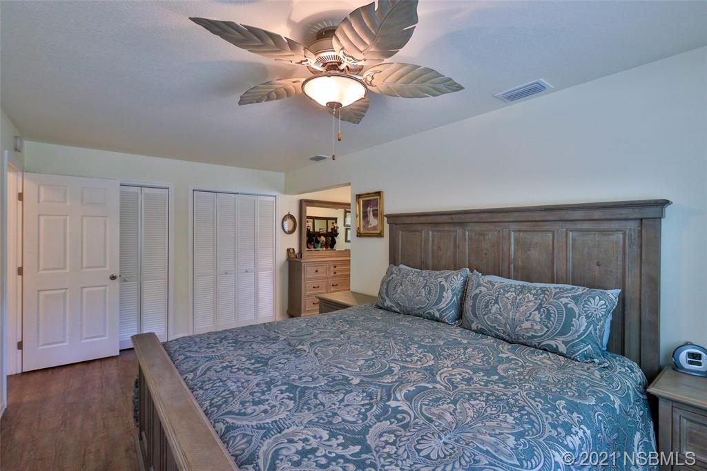 4272 Beacon Light Road Edgewater, FL 32141 - Photo 17 of 26 Gallery Image 17