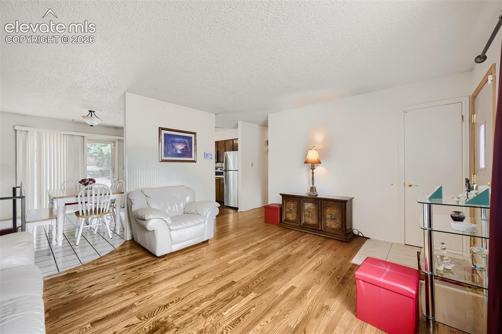 4618 Ridgeglen Road Colorado Springs, CO 80918 - Photo 6 of 27