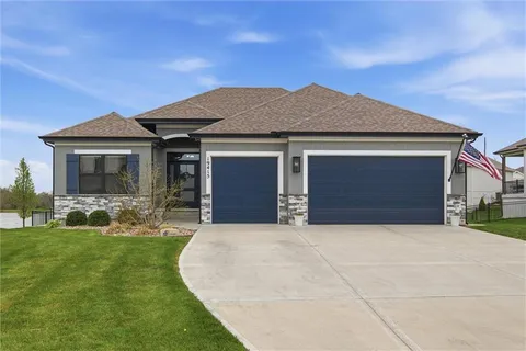 $545,000 | 19415 West 201st Street, Spring Hill, KS 66083