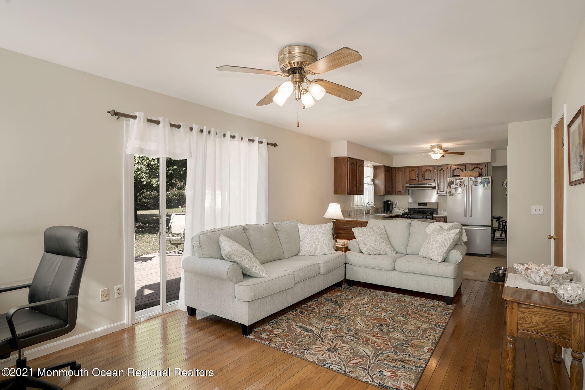 237 Brandon Road Manchester Township, NJ 08759 - Photo 12 of 29 017_237_Brandon_Rd_357021_669797