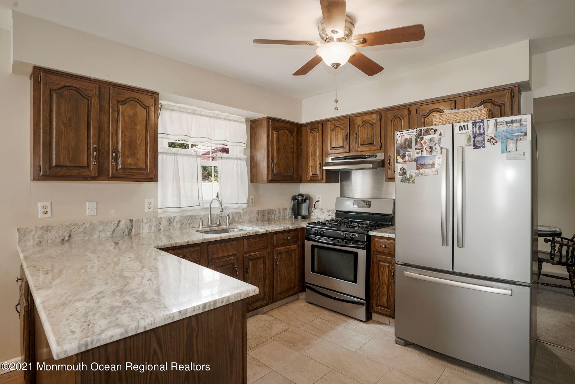 237 Brandon Road Manchester Township, NJ 08759 - Photo 8 of 29 012_237_Brandon_Rd_357021_669797