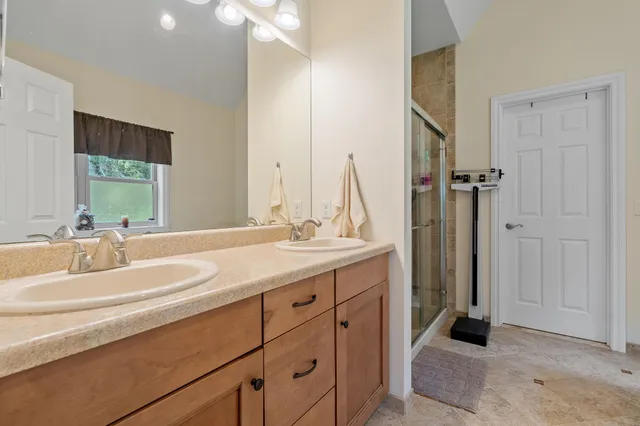 $950,000 | 50 Meghan Court, Pine Bush, NY 12566